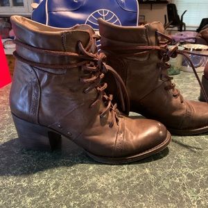 Freebird Cage brown sz 9